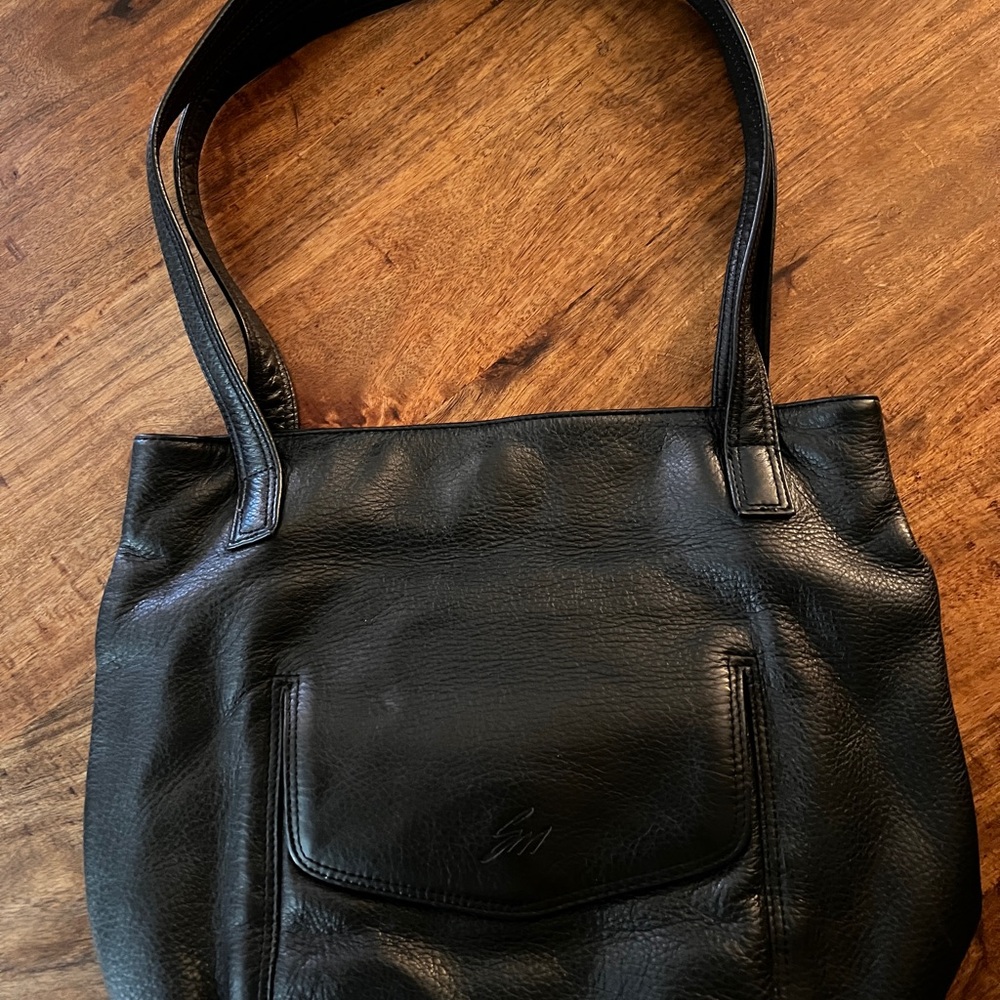 Elegant Black Stone Mountain Leather Bag